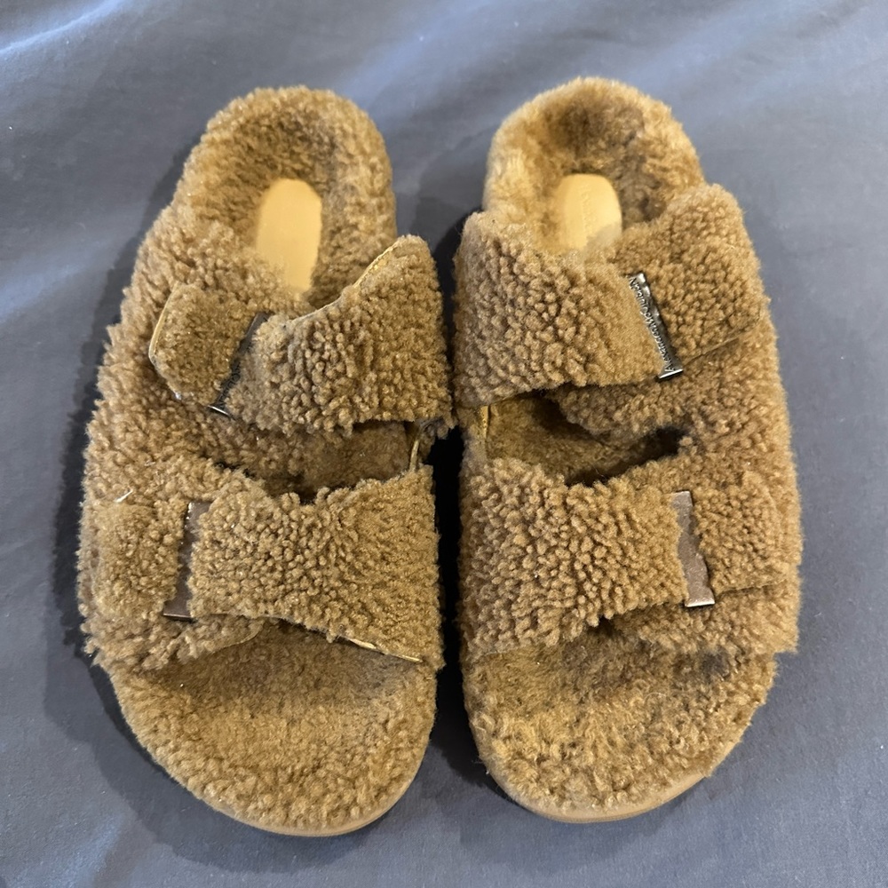 Alexander McQueen teddy sandals